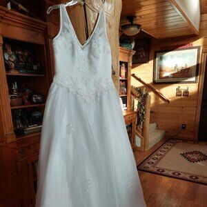 Private Label G Wedding dress size 16